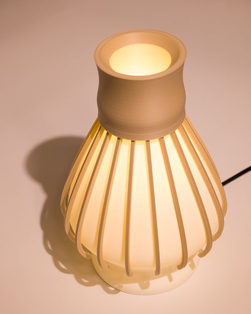 Chasen Lamp : โคมไฟแปรงชงชามัทฉะพร้อมแท่นวาง แบบตั้งโต๊ะ